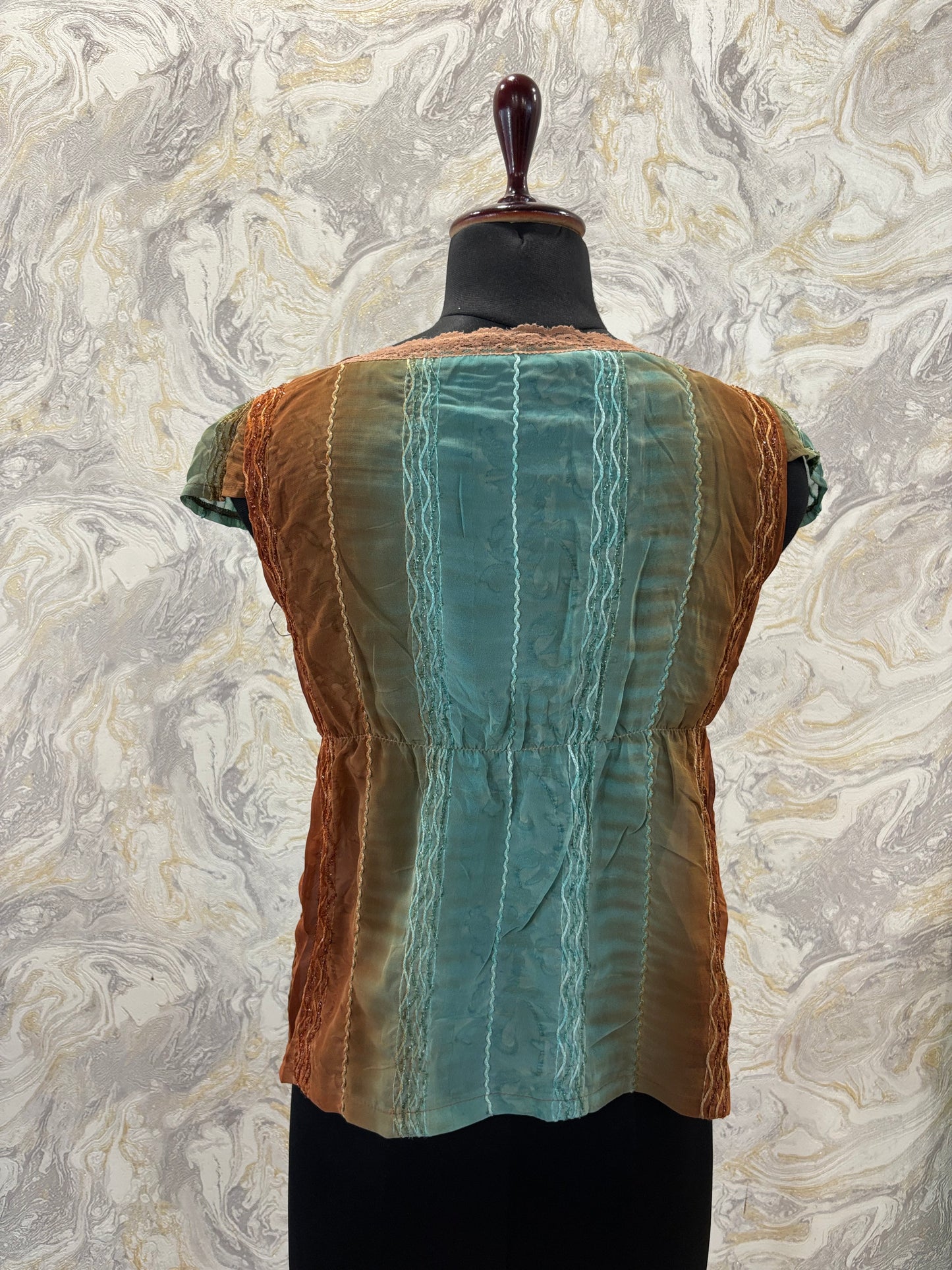 Horizon top