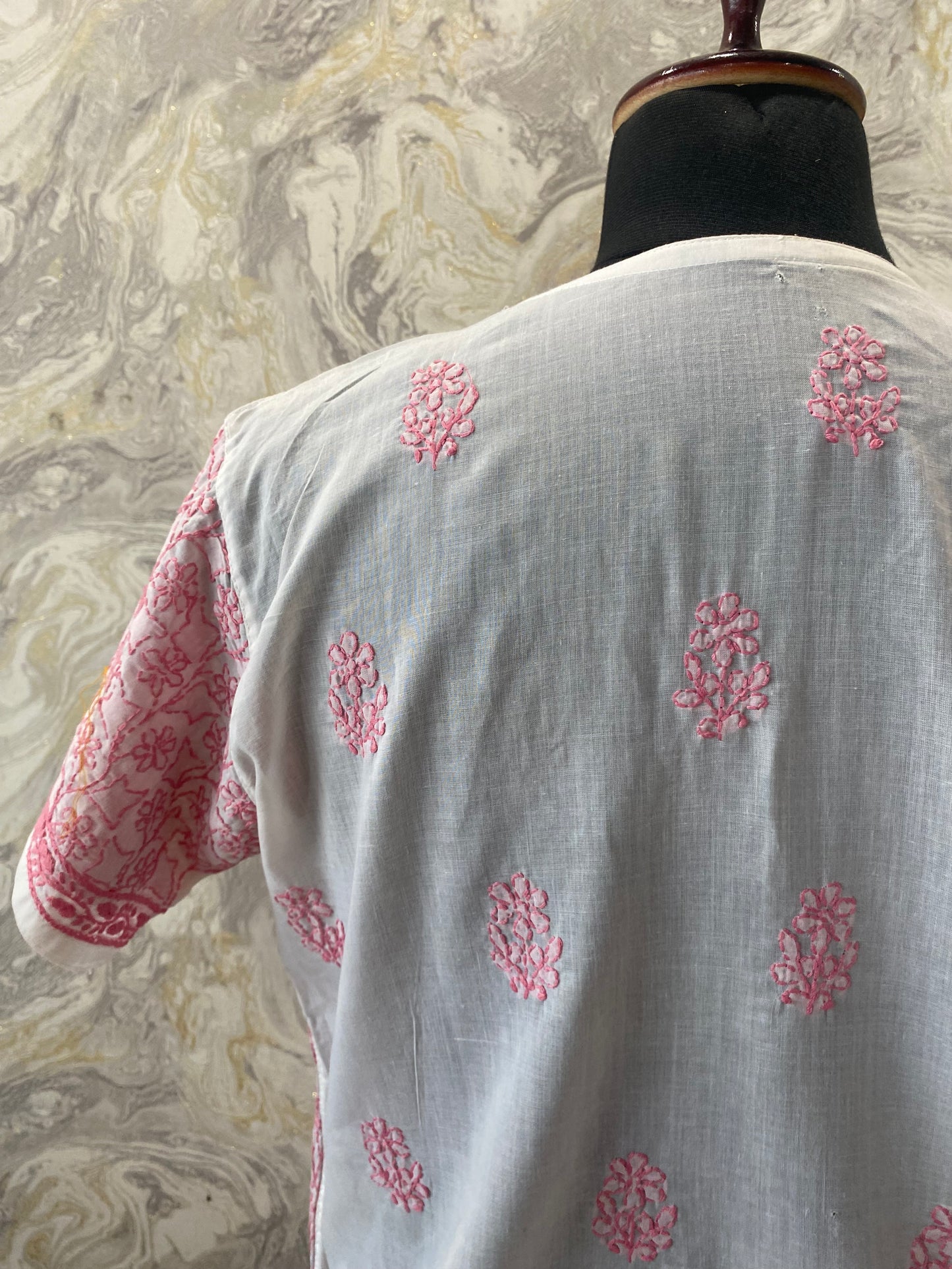 Chikankari timeless kurti