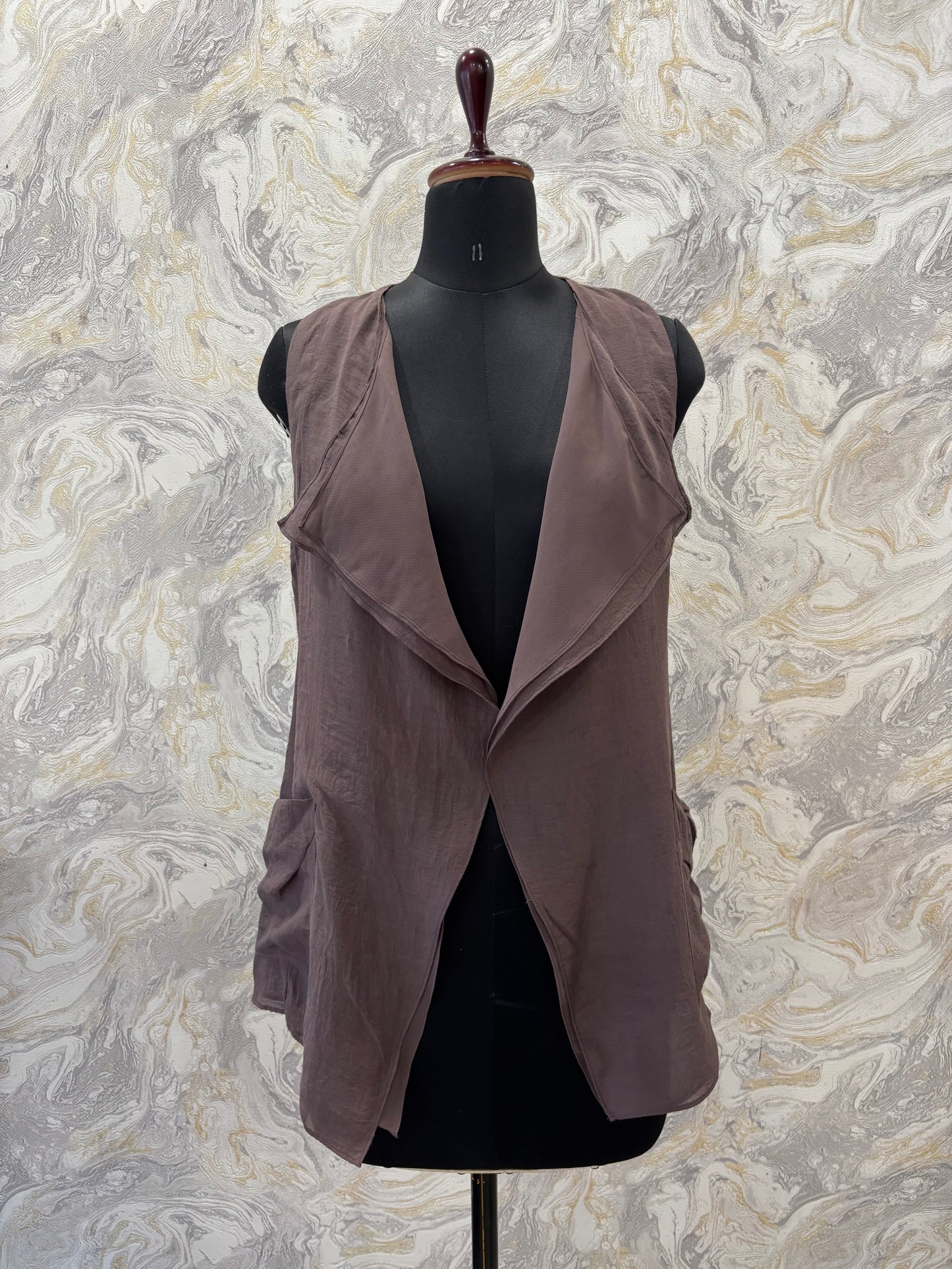 Brown overwear with pockets