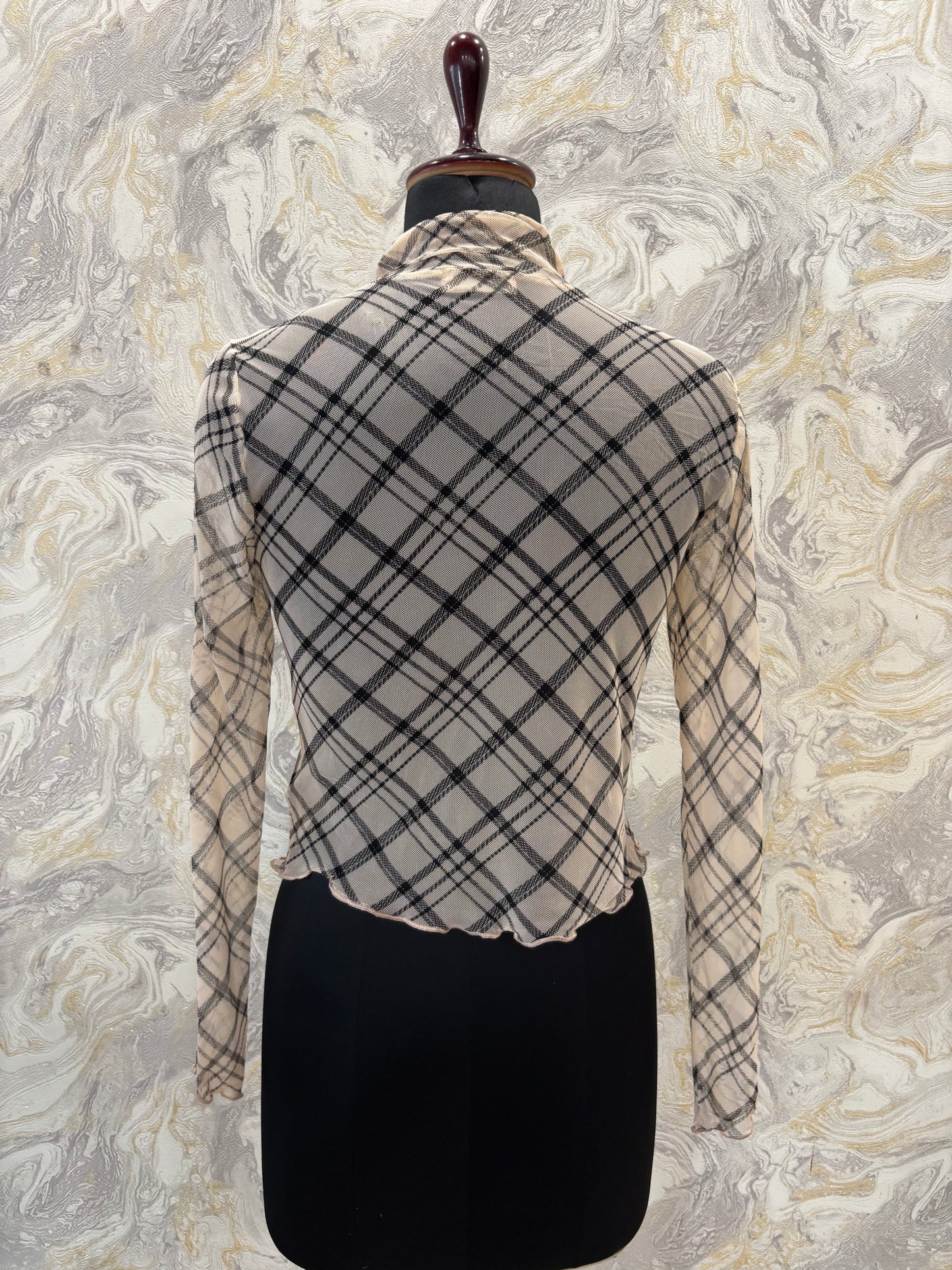 Oxford checks top