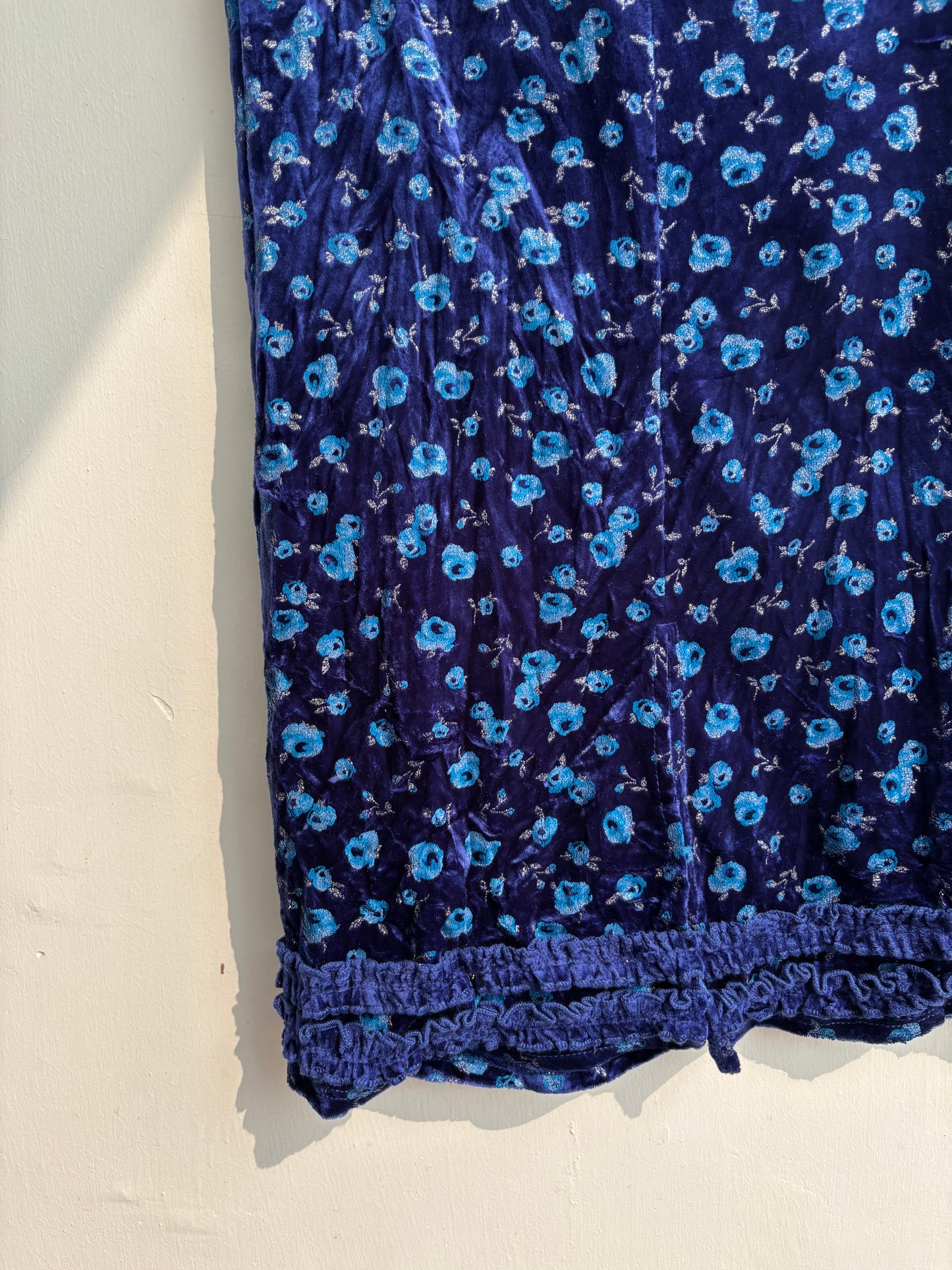 Super vintage velvet skirt