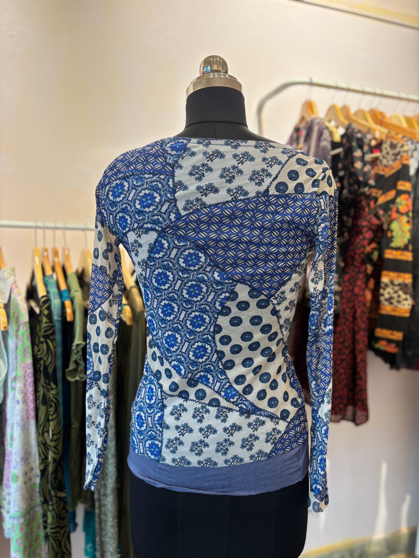 Indie print top