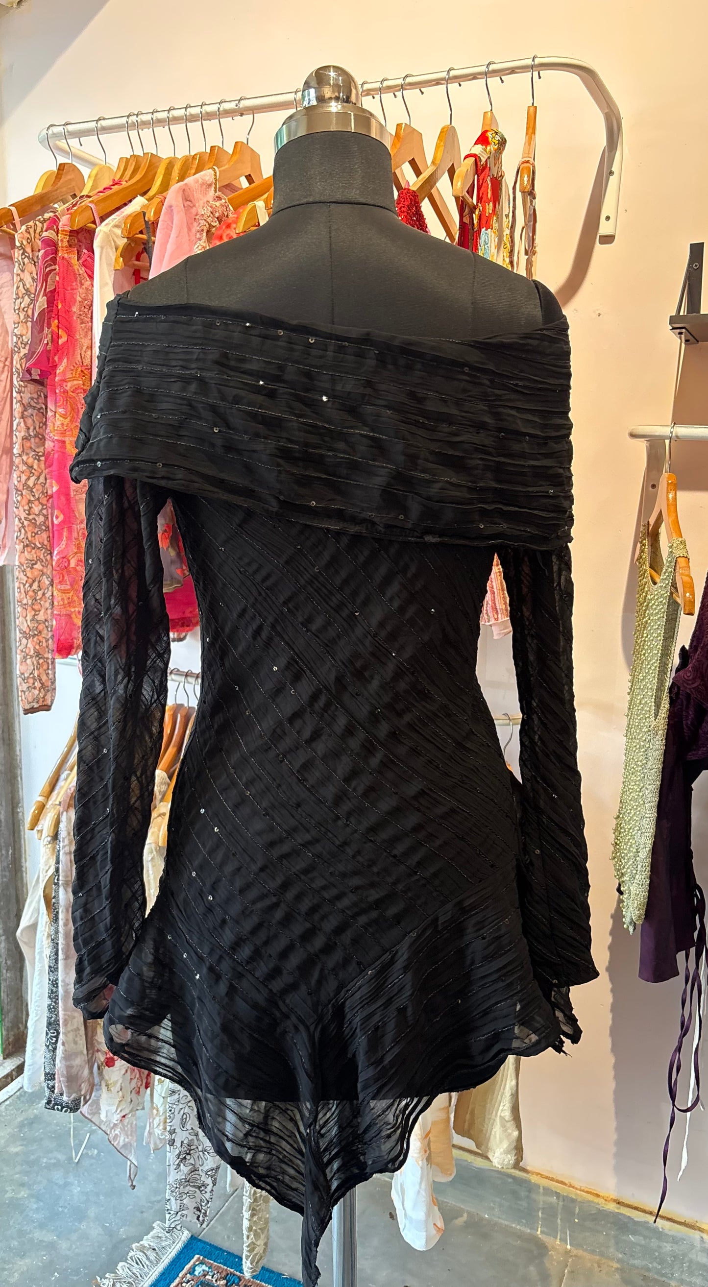 2000’s off shoulder dress