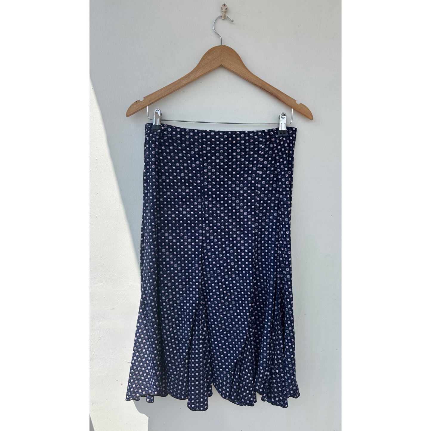 Retro panel skirt