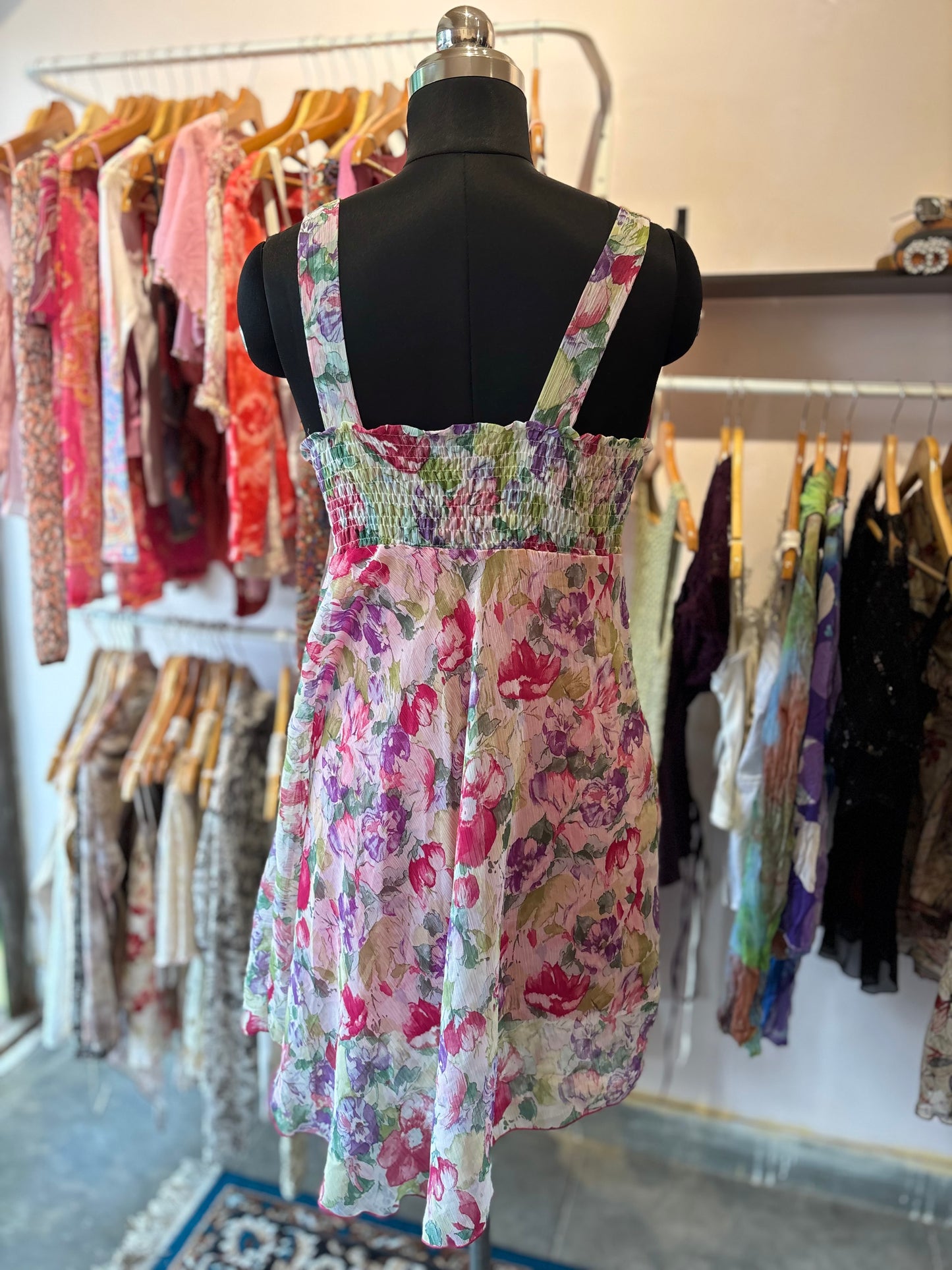 90’s summer floral dress