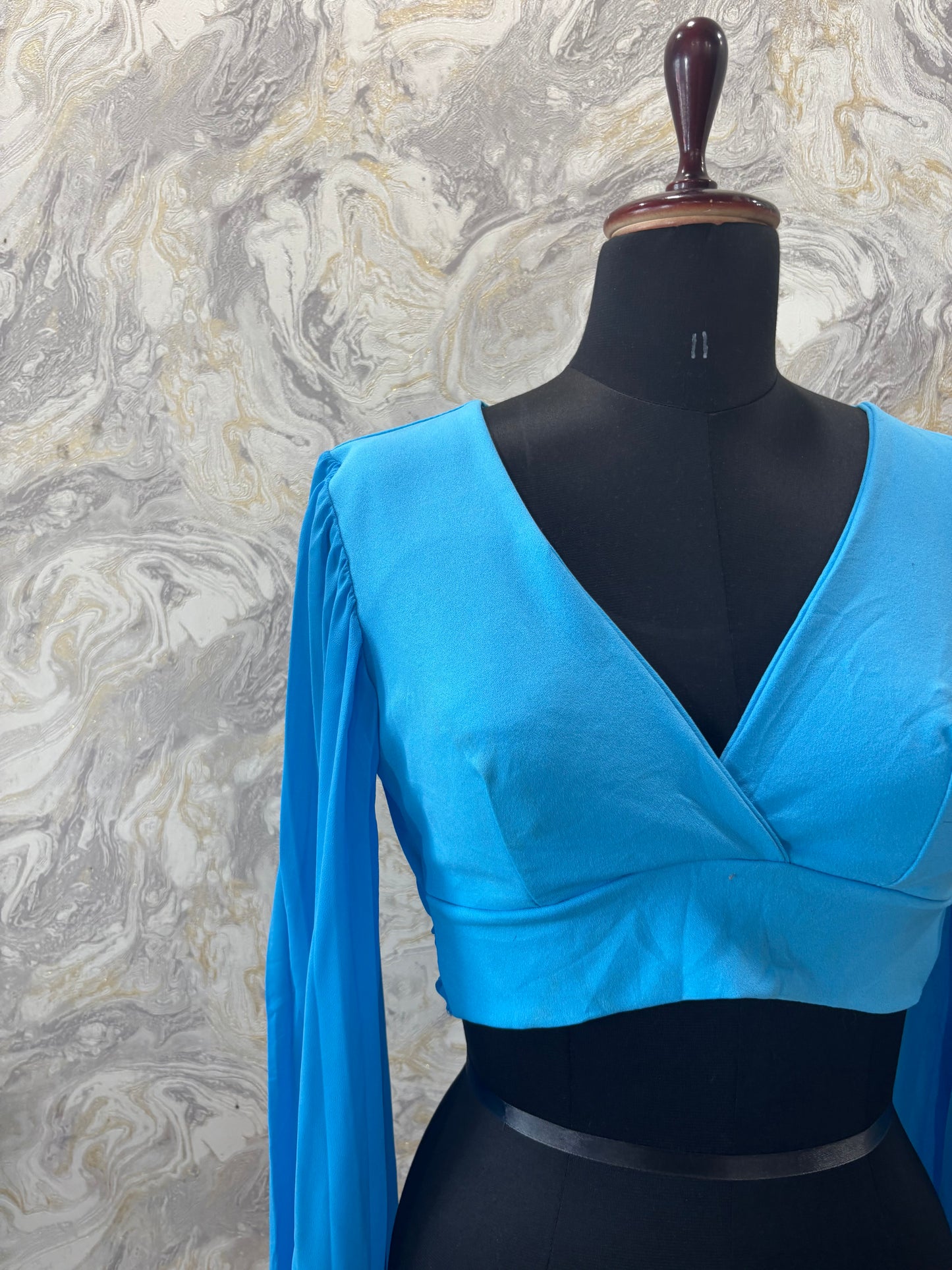 Retro pleated sleeves top