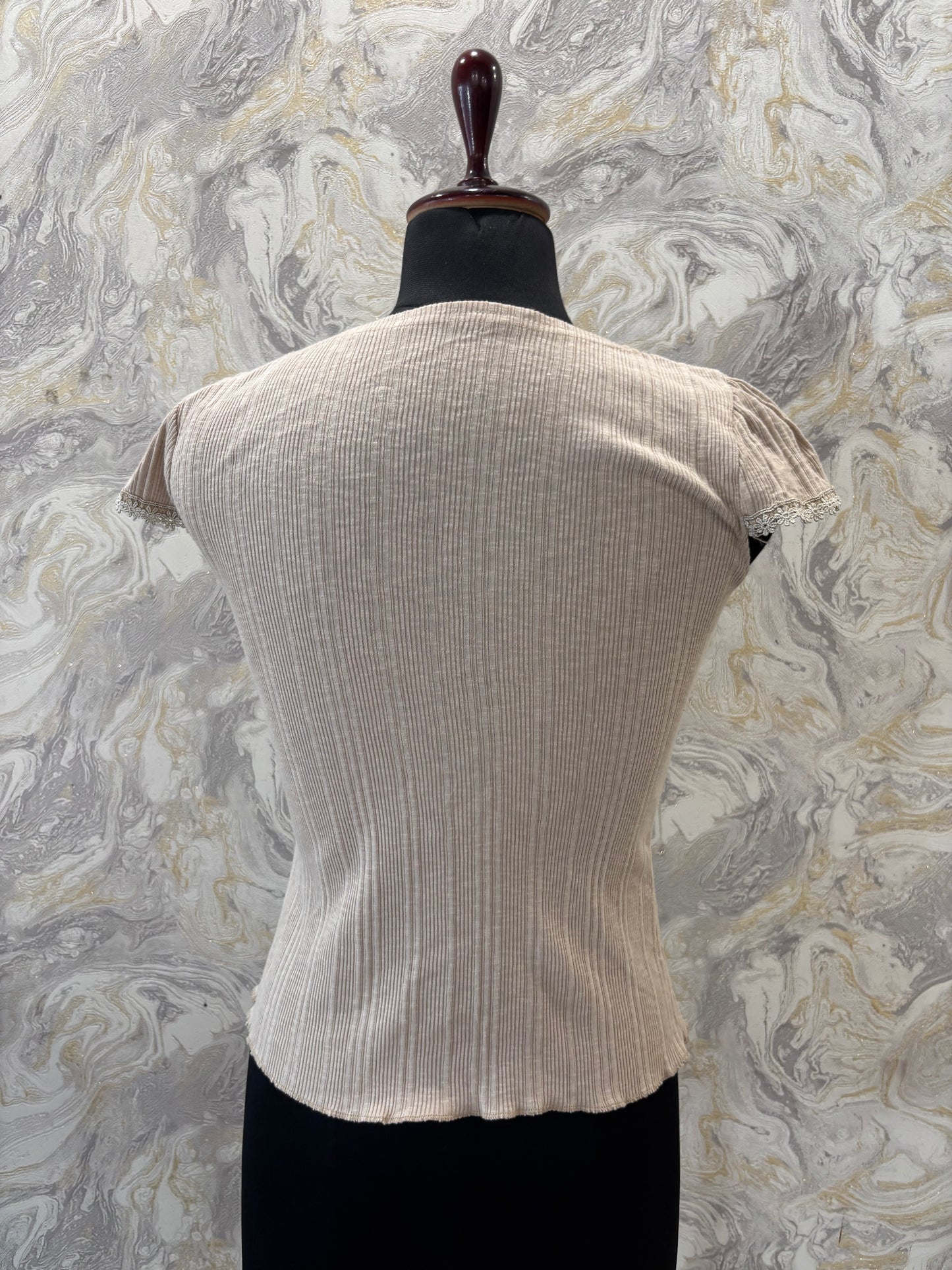 60’s lacy neckline top