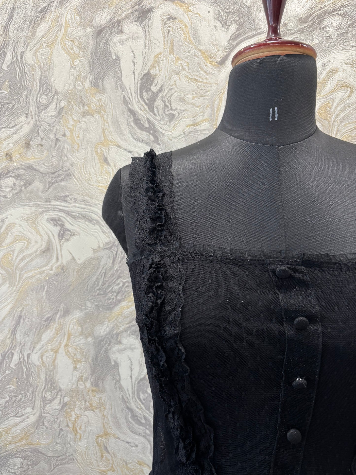 Super vintage lacy top