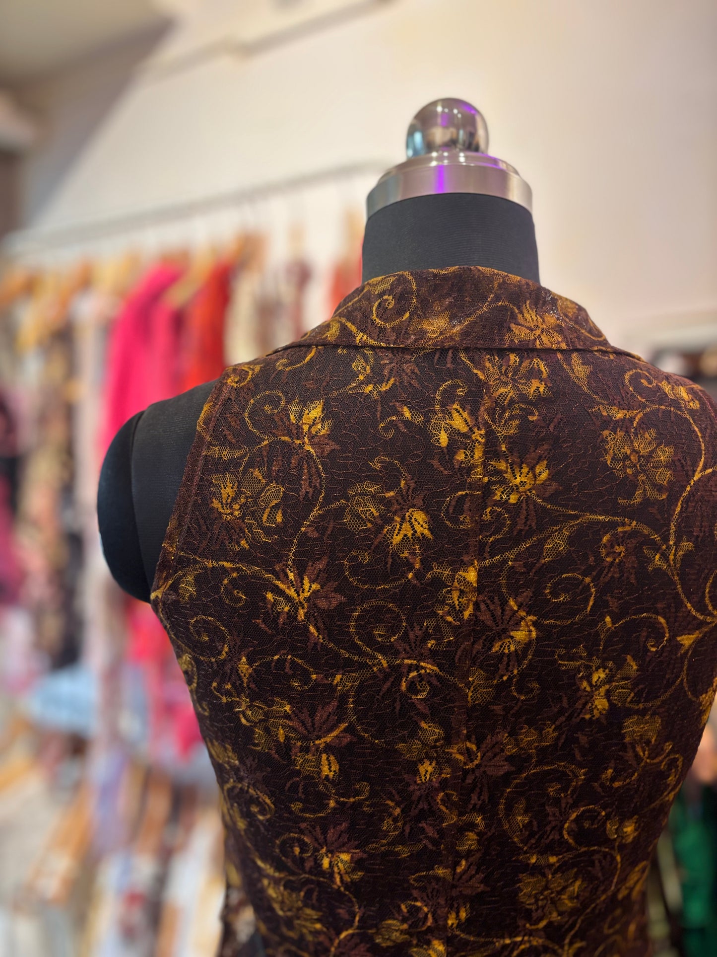 Super vintage baroque top