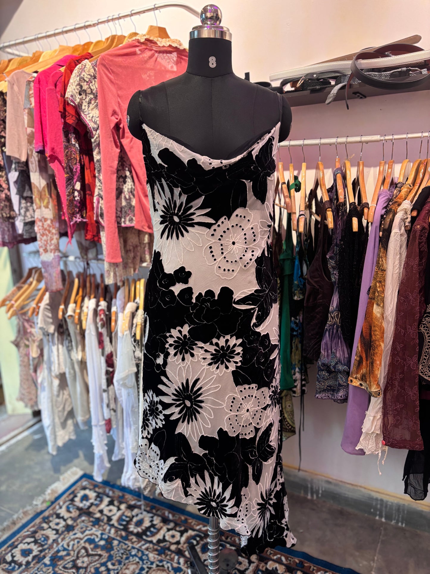 Velvet embbossed monochrome floral dress