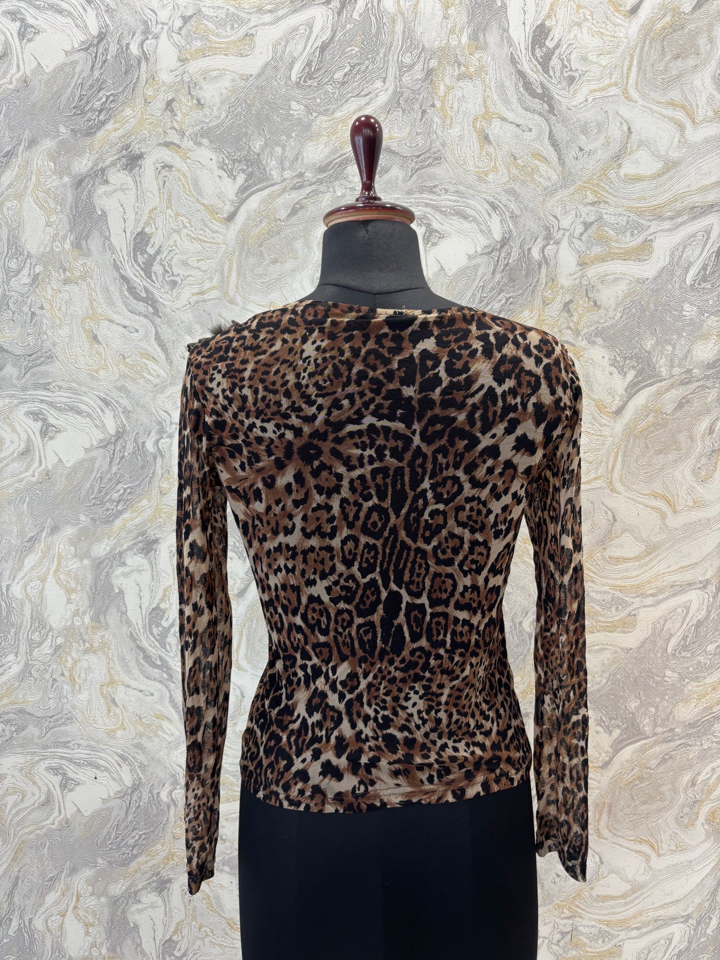Cat top with ruffle neckline