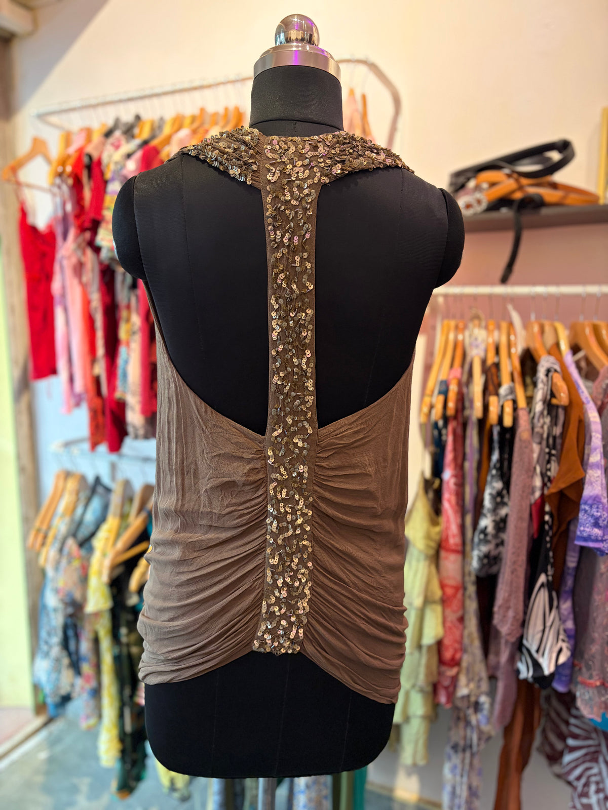 Super vintage sequins top ) amazing back)