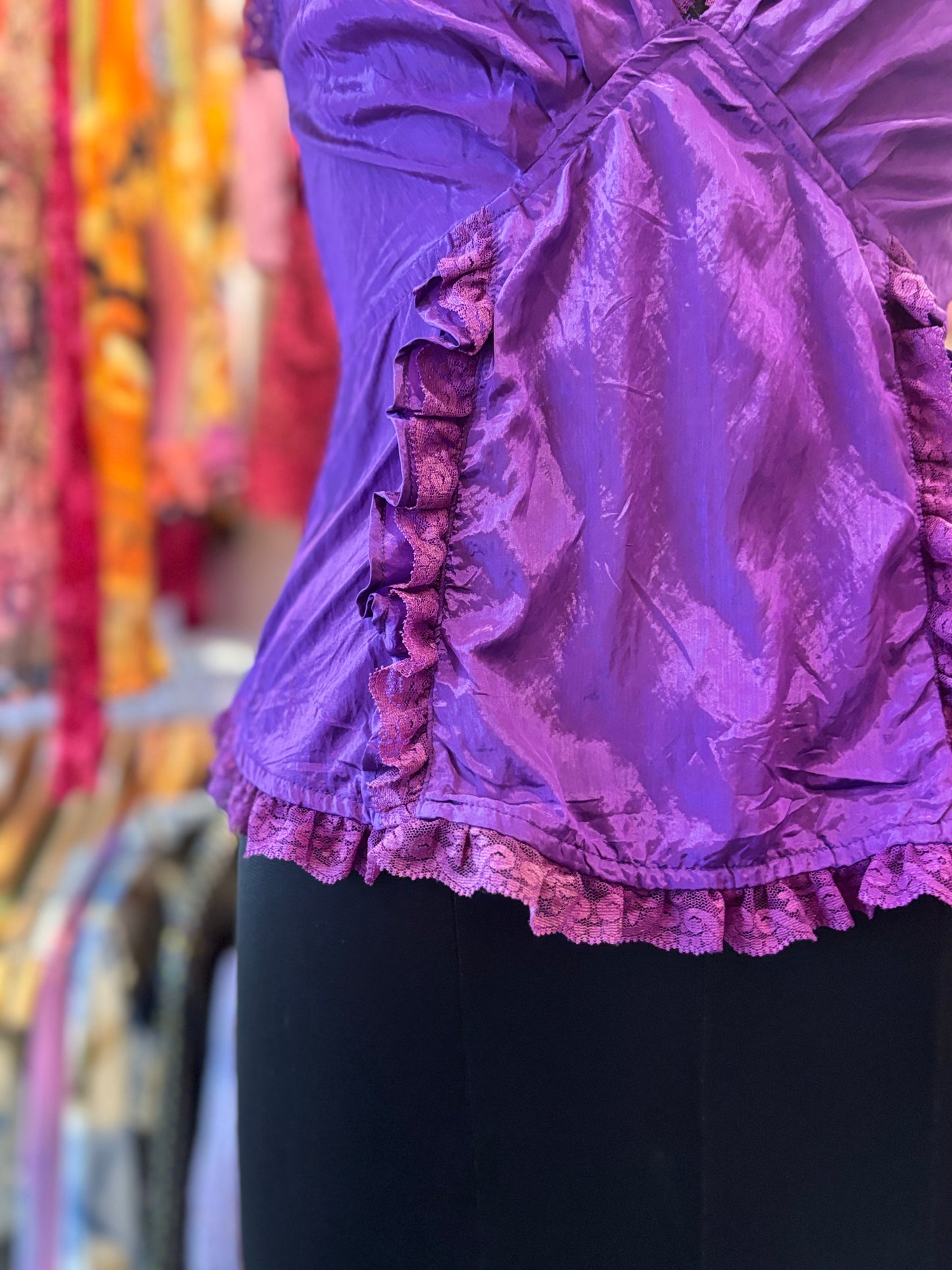 Vintage purple lacy details top