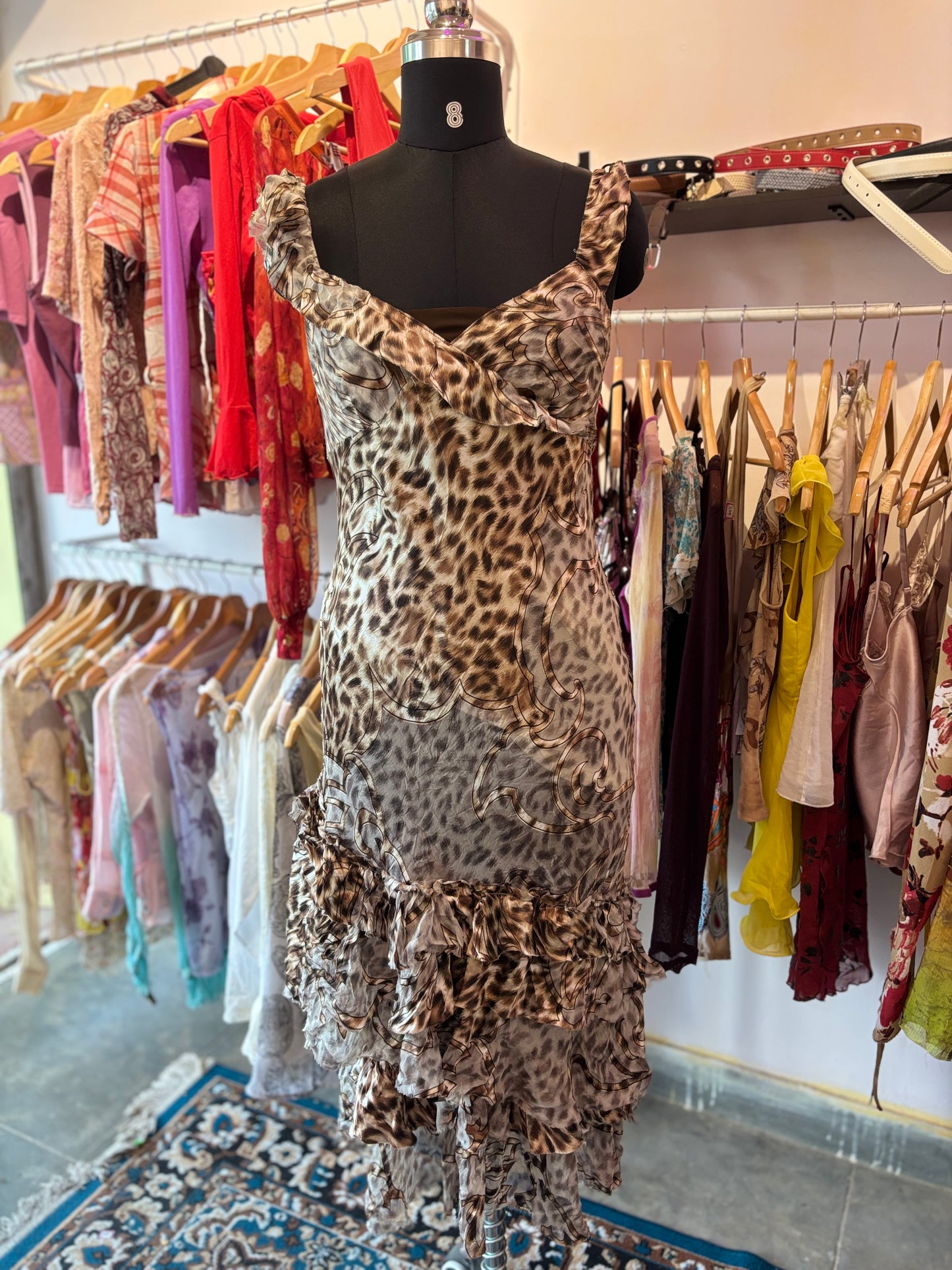 Super vintage cat ruffle dress