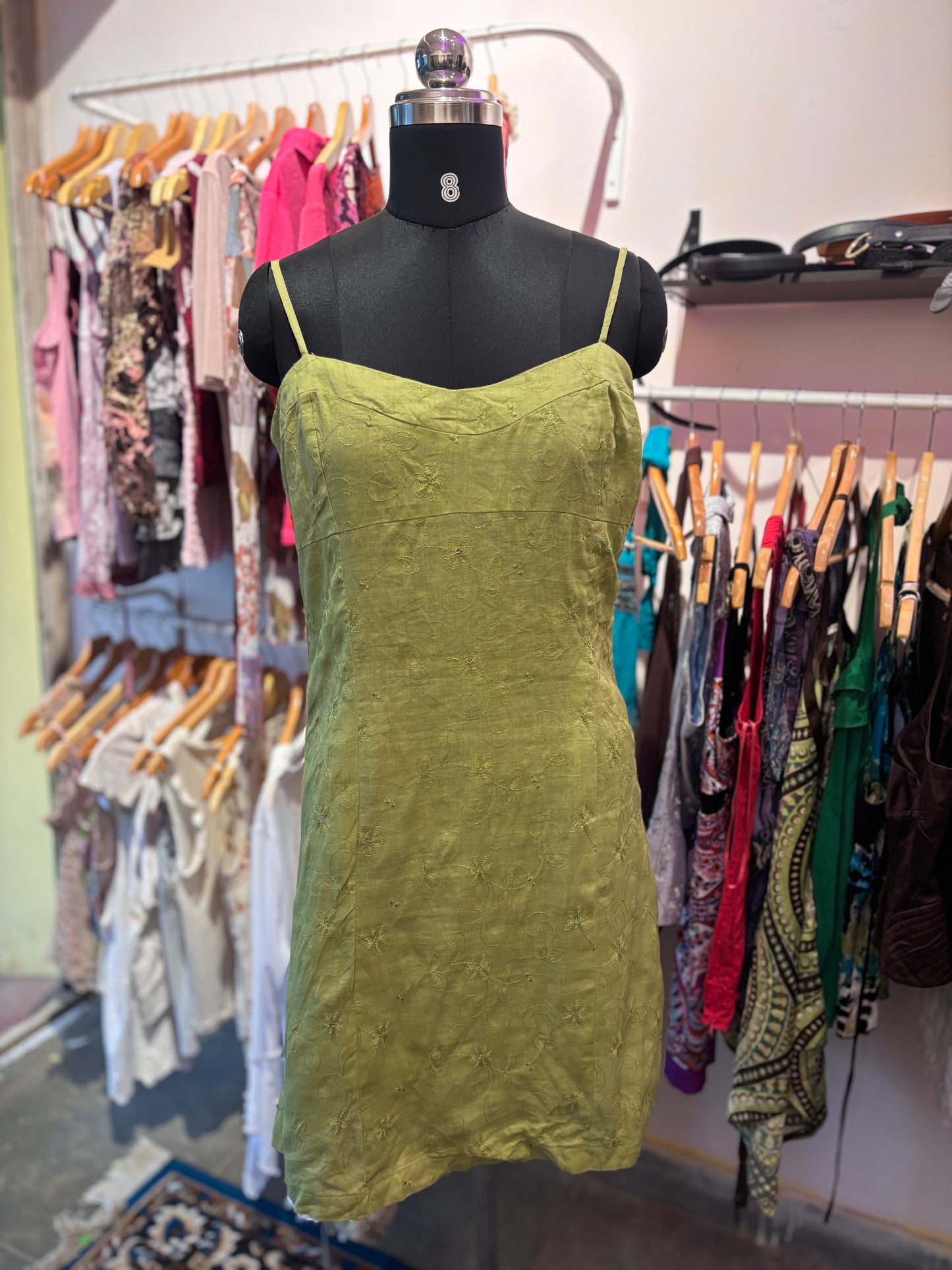 Green embroidered sequins linendress