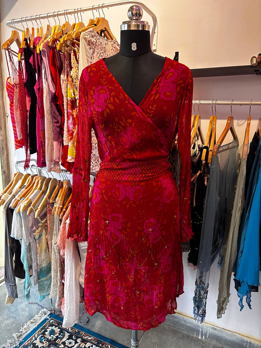 Super vintage overlapping dress