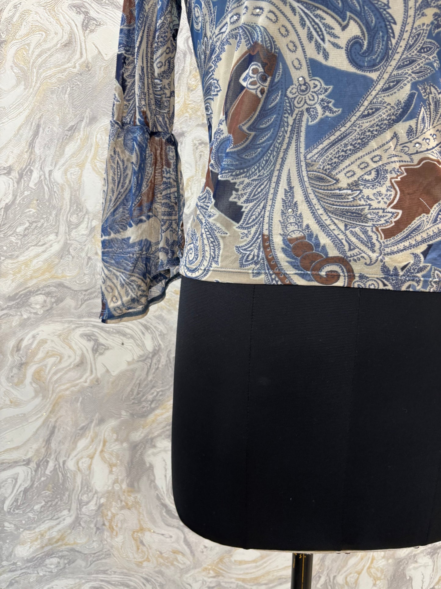 Paisley top