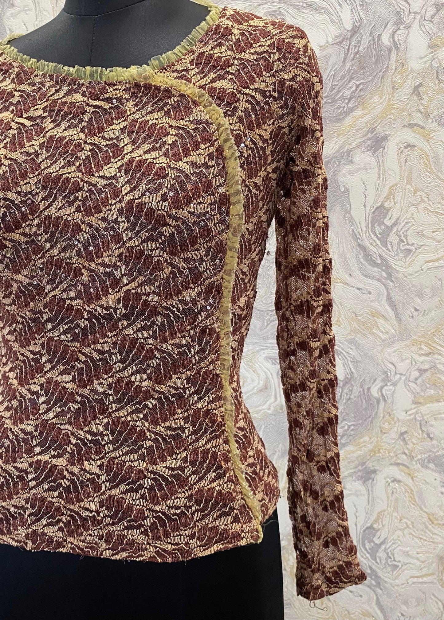 Super vintage lacy beaut with sequins