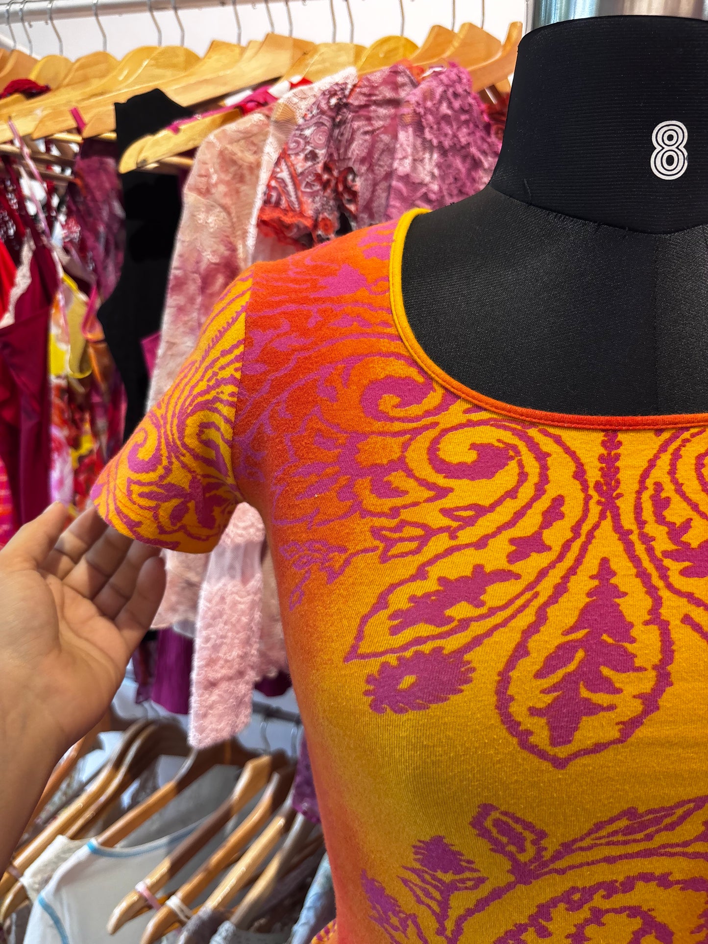 Paisley tee