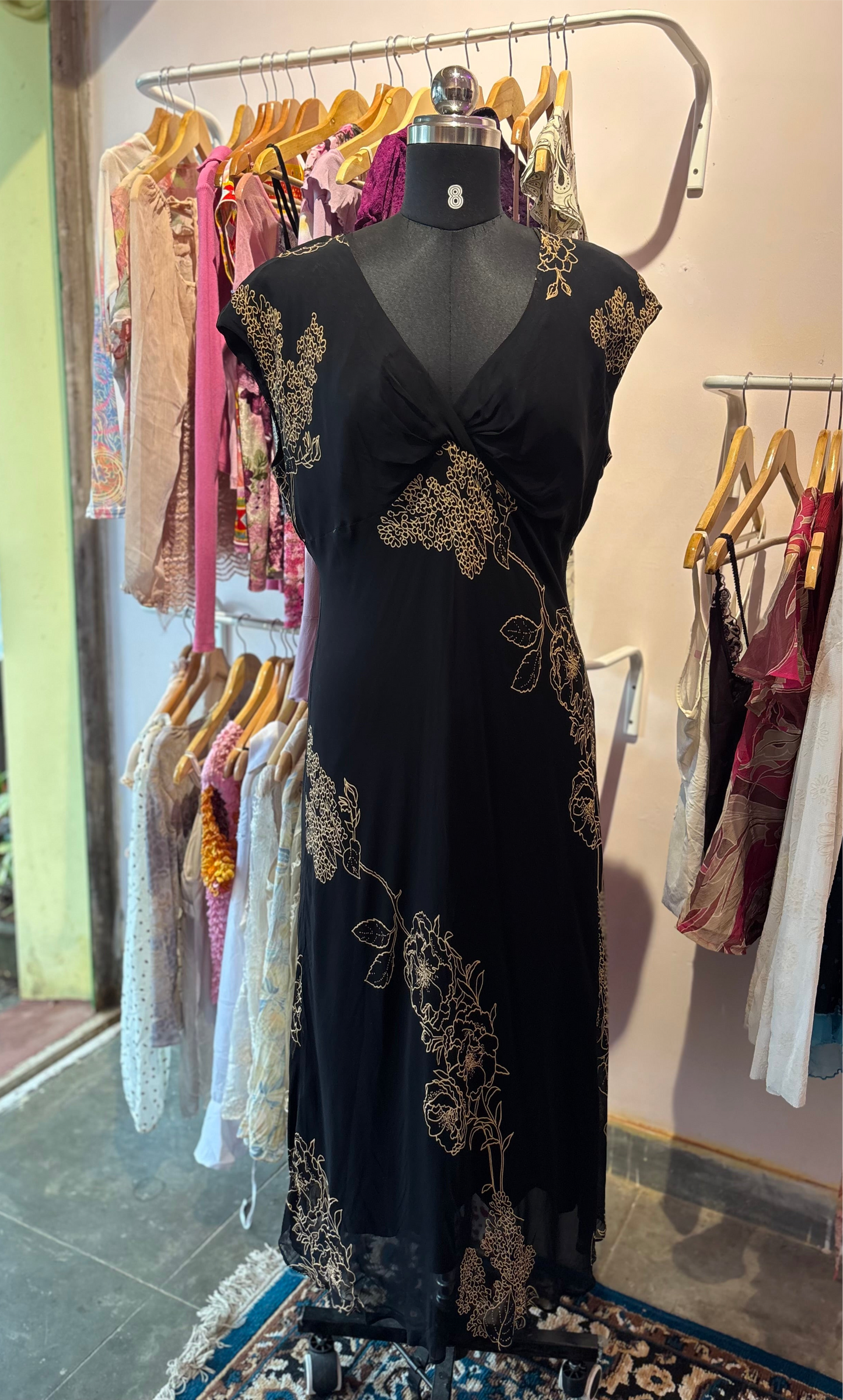 Timeless black dress