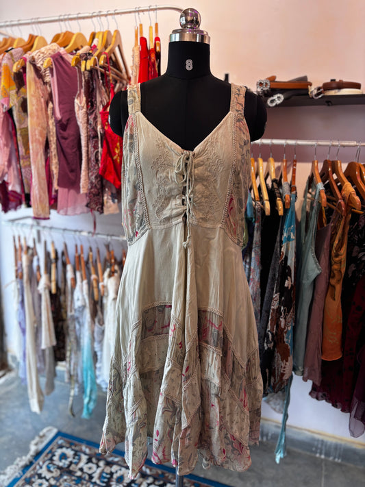 Victorian era dress