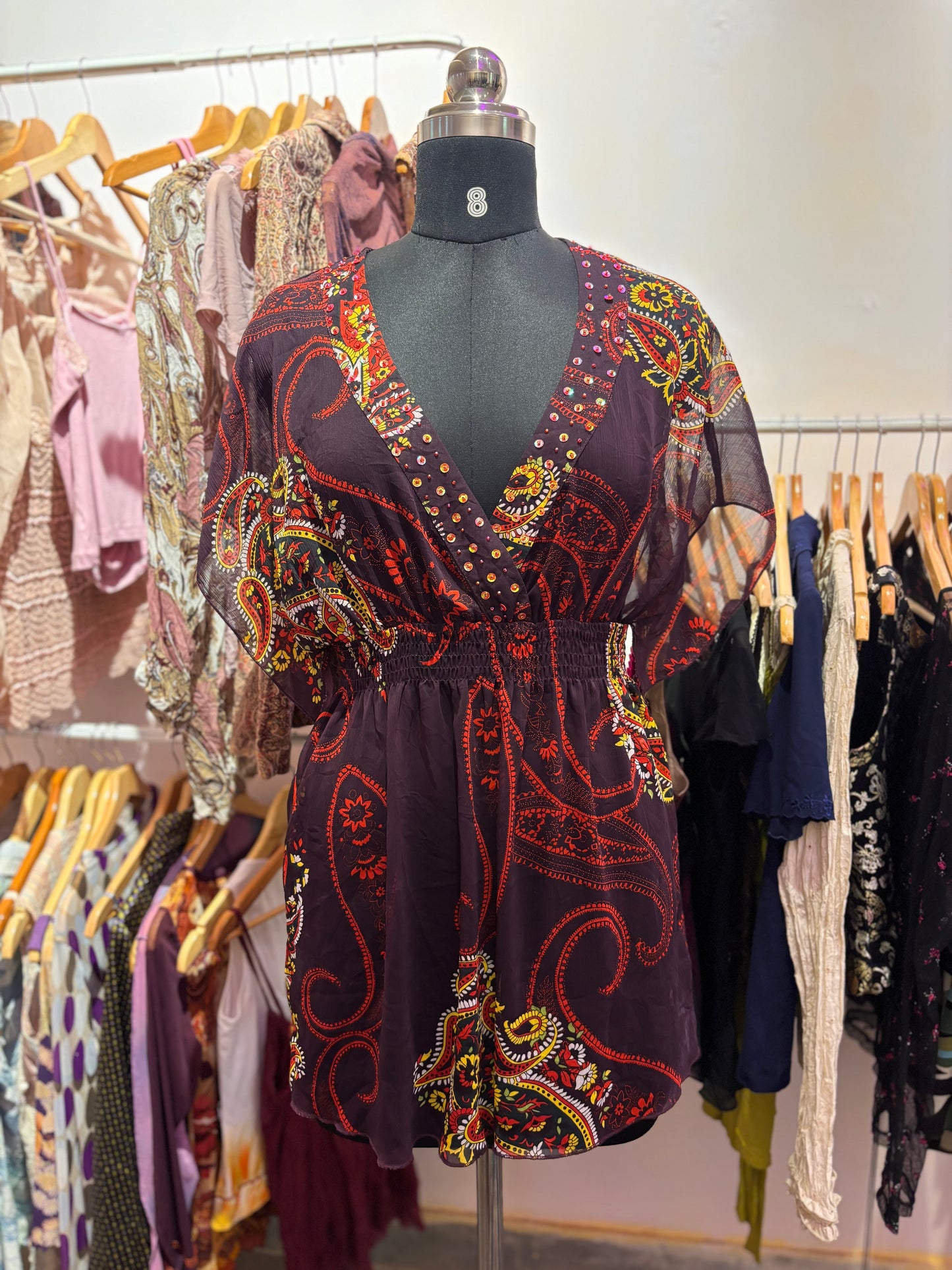 Bloom top with sequins neckine