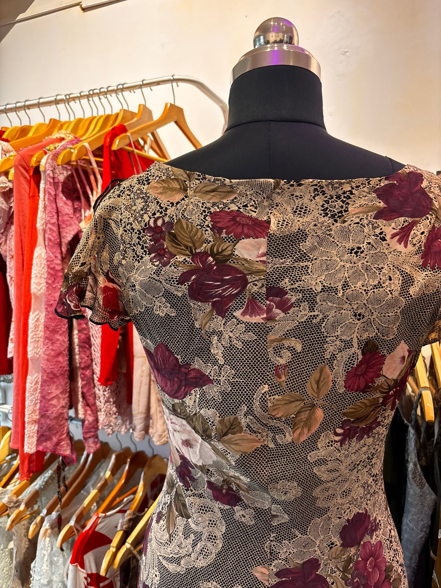 Roses baroque dress