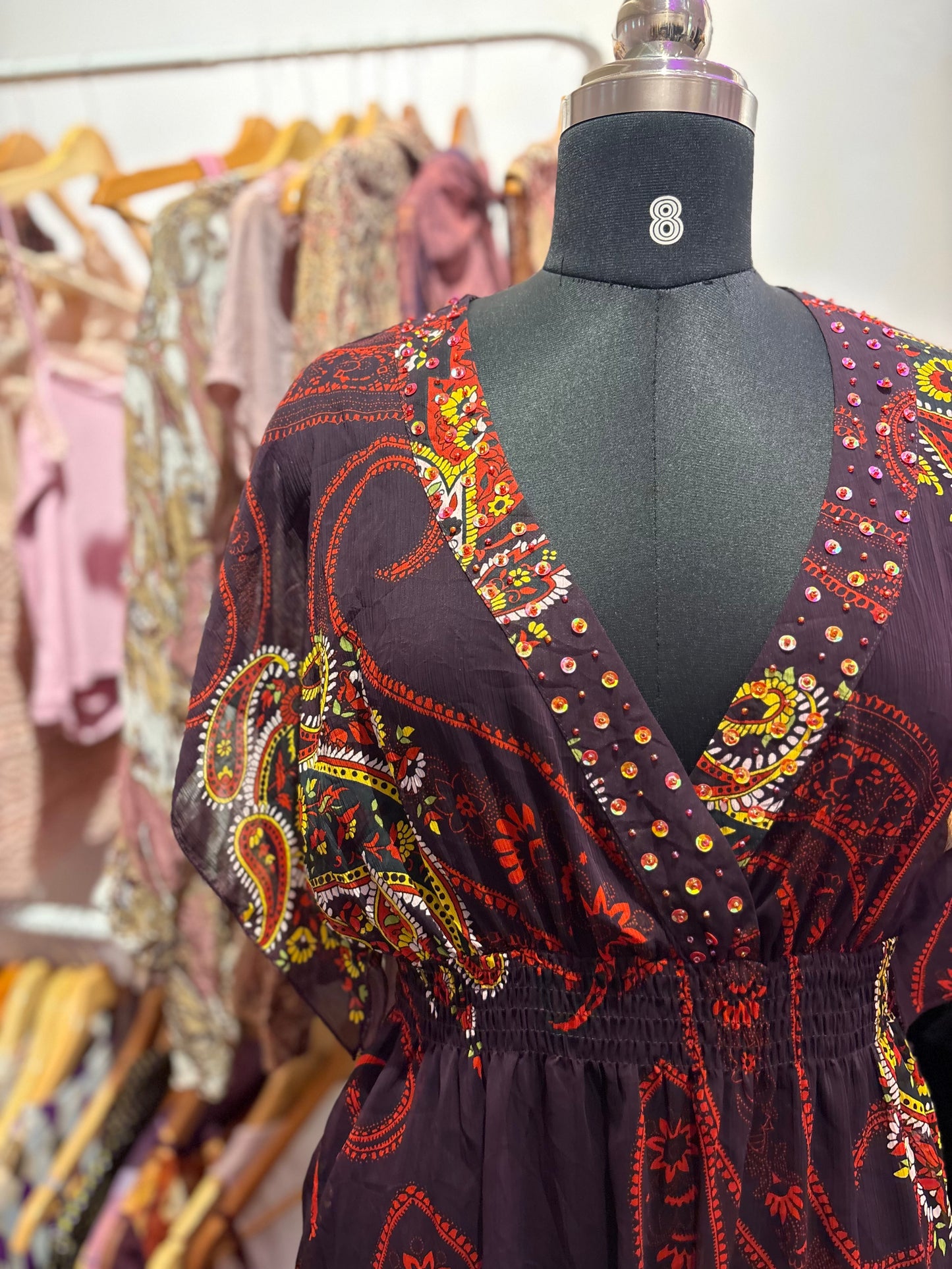 Bloom top with sequins neckine