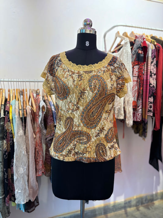 Paisley with lace details top