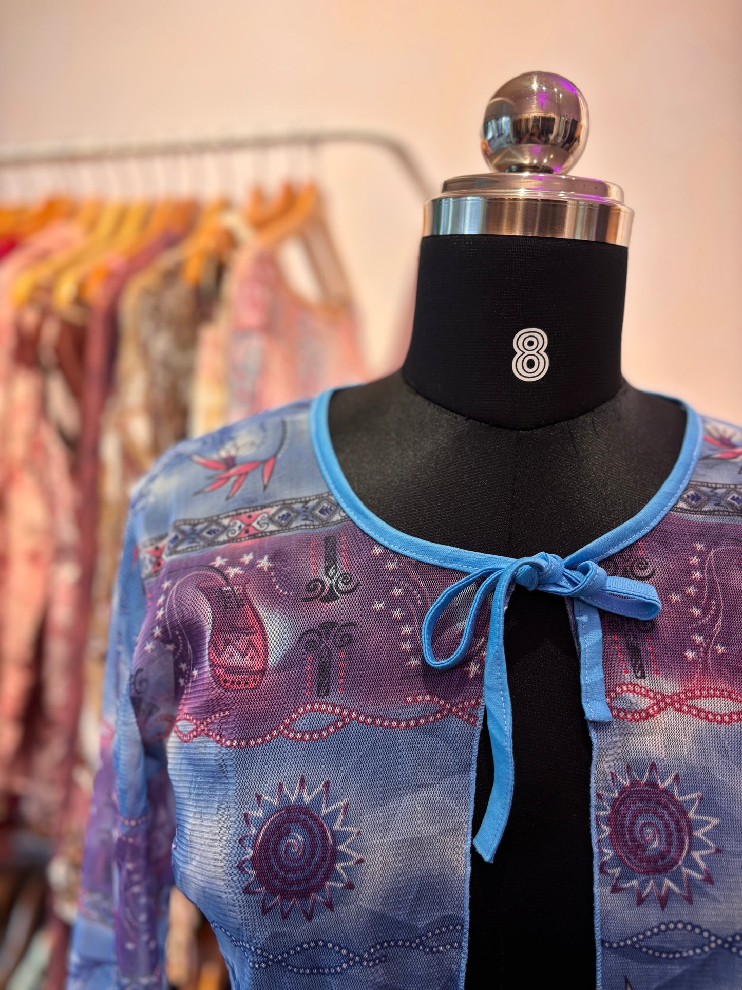 2000’s front tie top