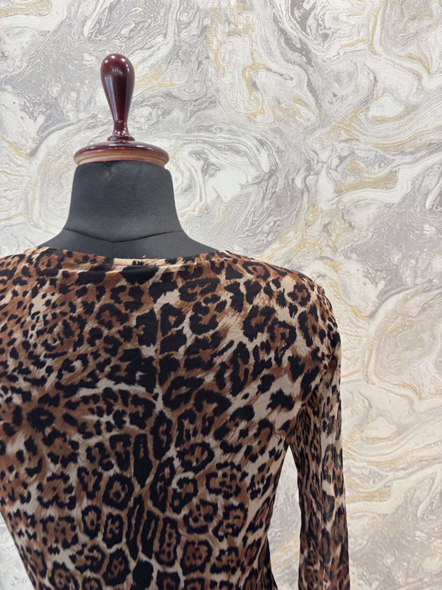 Cat top with ruffle neckline