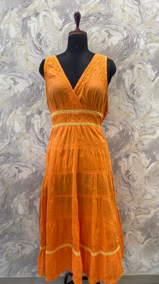 Sunset dress with sequins and embroidery