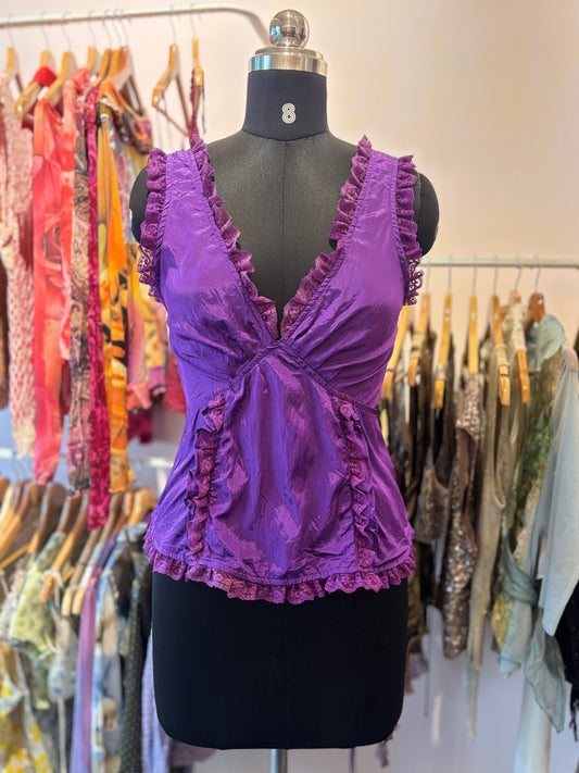 Vintage purple lacy details top