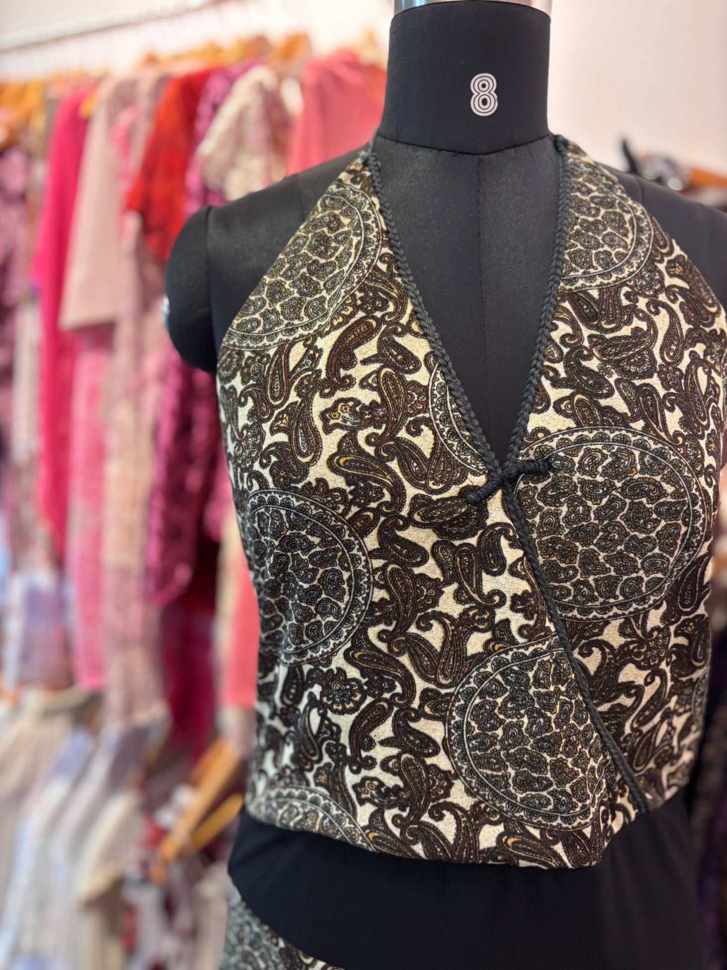 Super vintage paisley cat halter neck dress