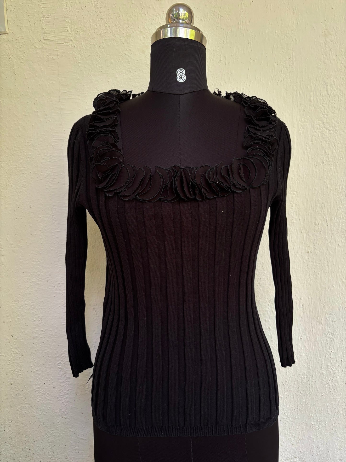 Vintage black roses neck top