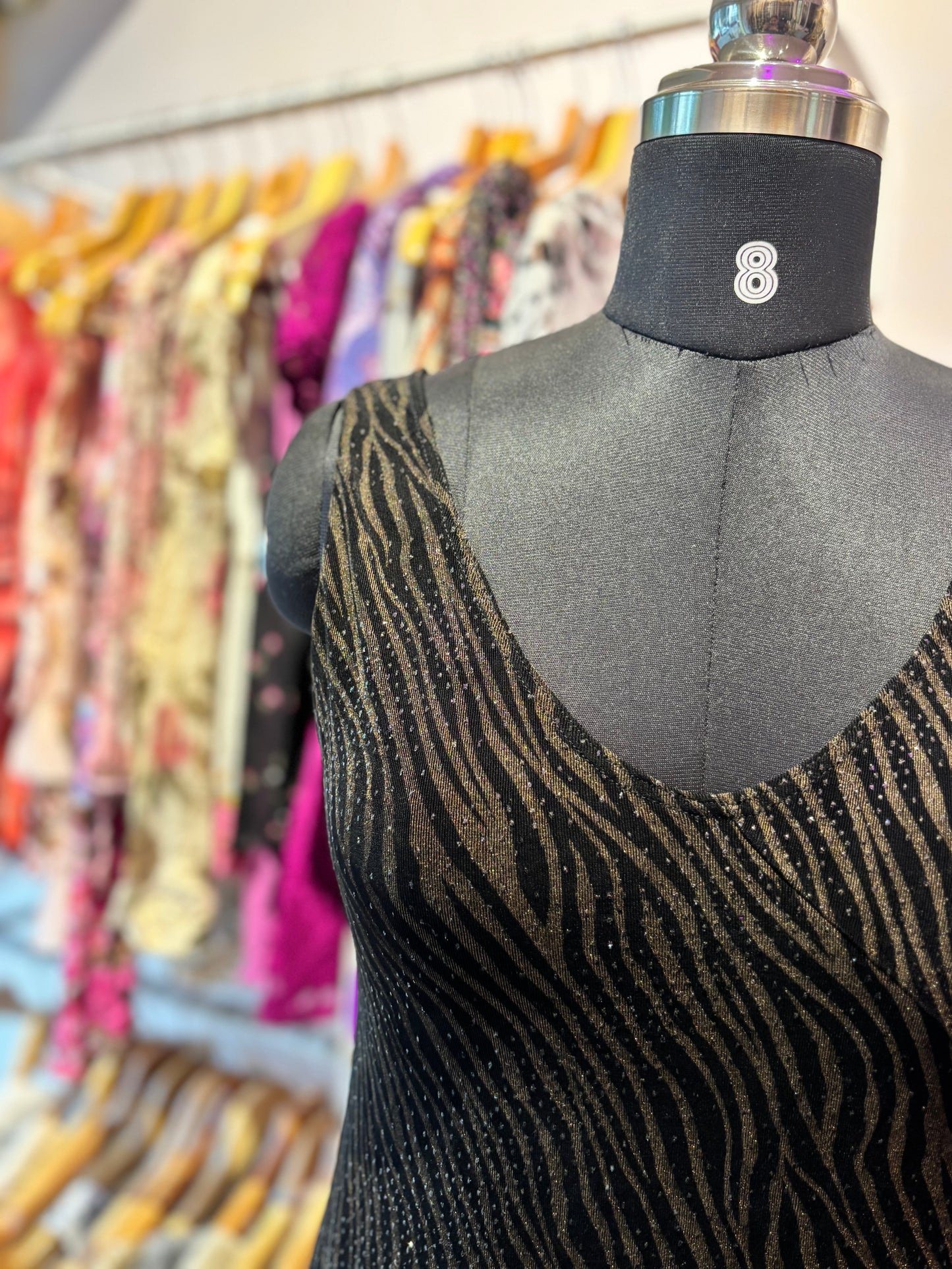 The vintage top with frills