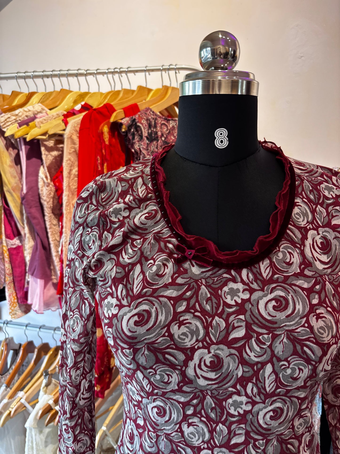 Roses top