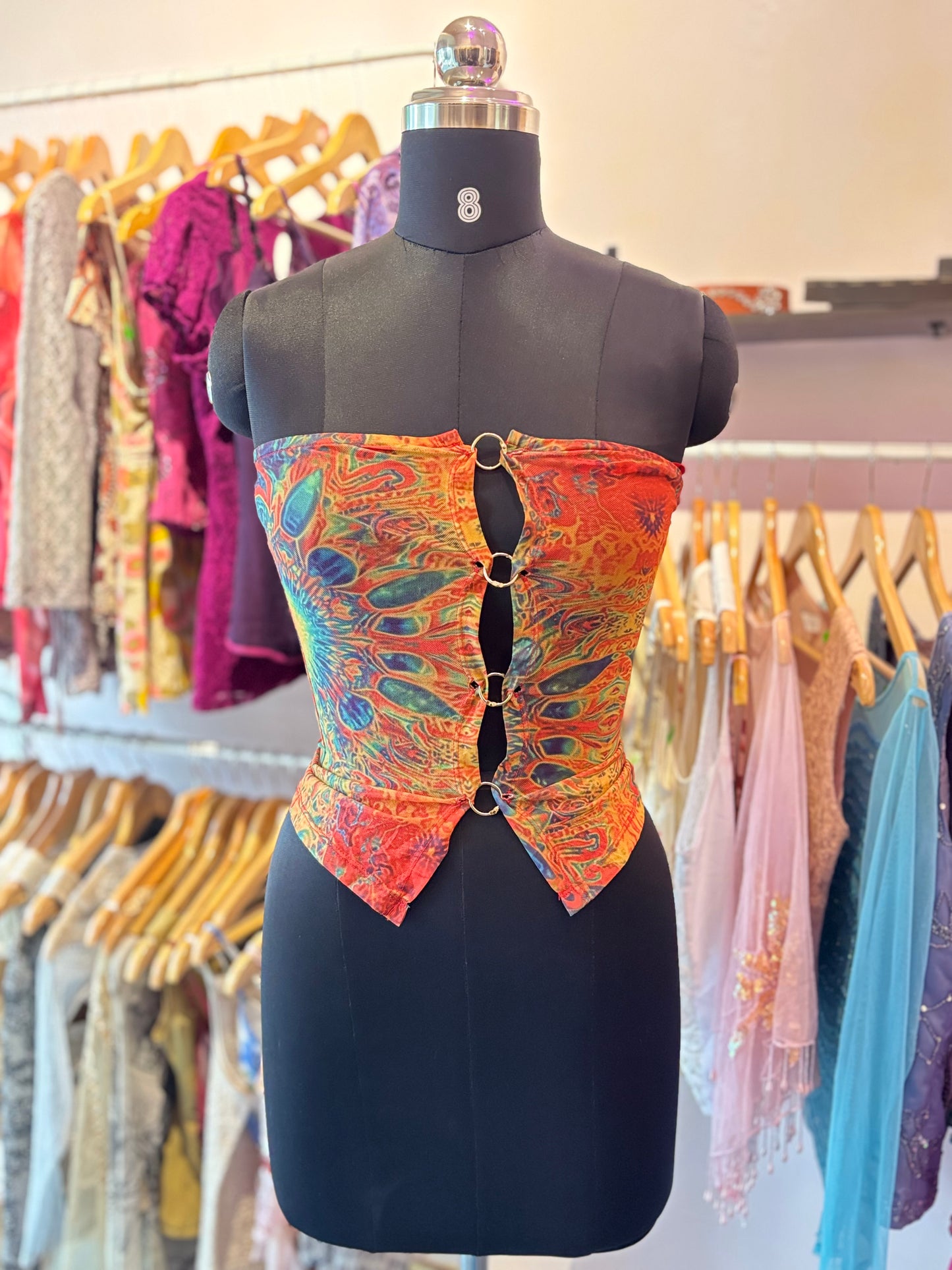 Psychedelic top with metal loops
