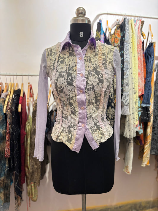 Vintage lilac lacy shirt