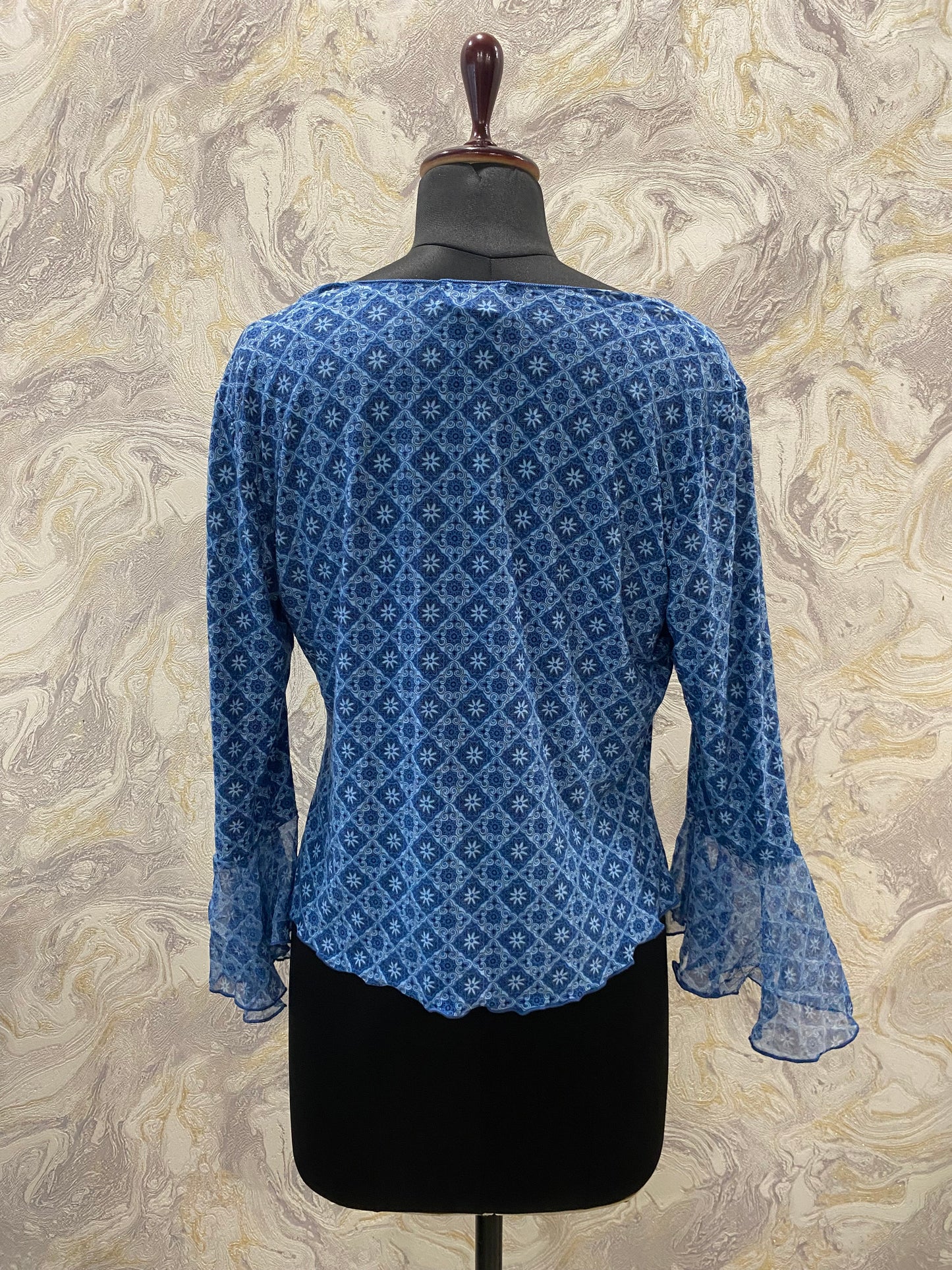 Blue kaleidoscope top