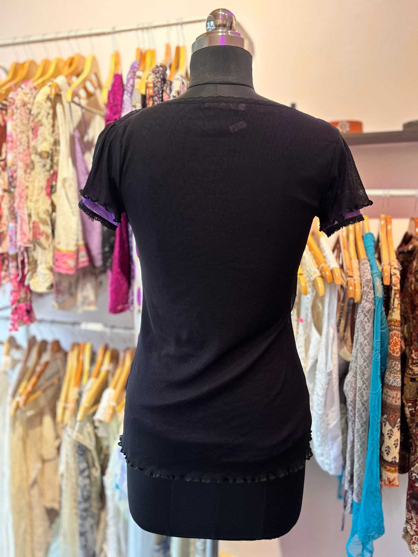Super vintage lacy top