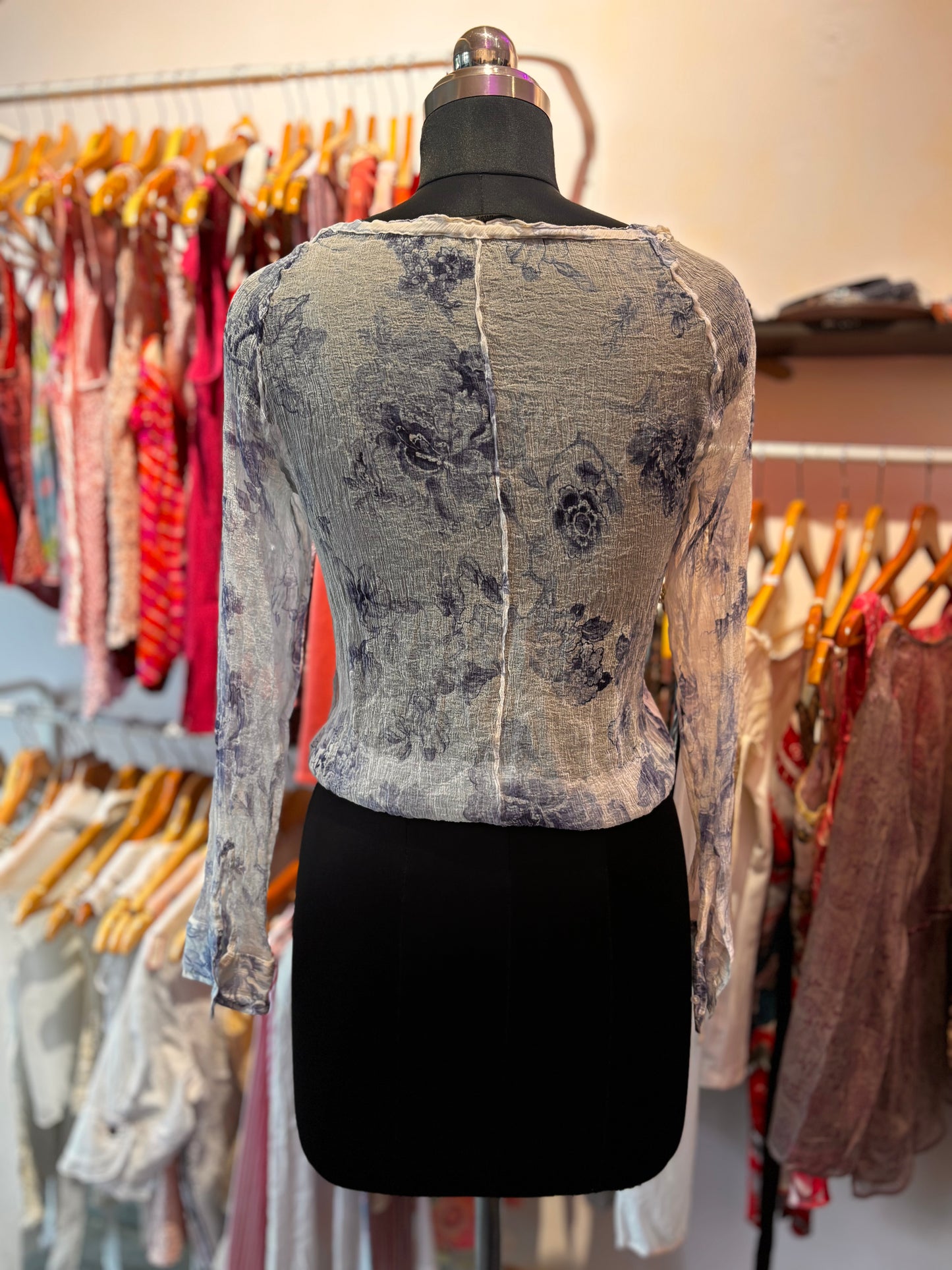 Hugo Boss blue rose 100 percent silk blouse