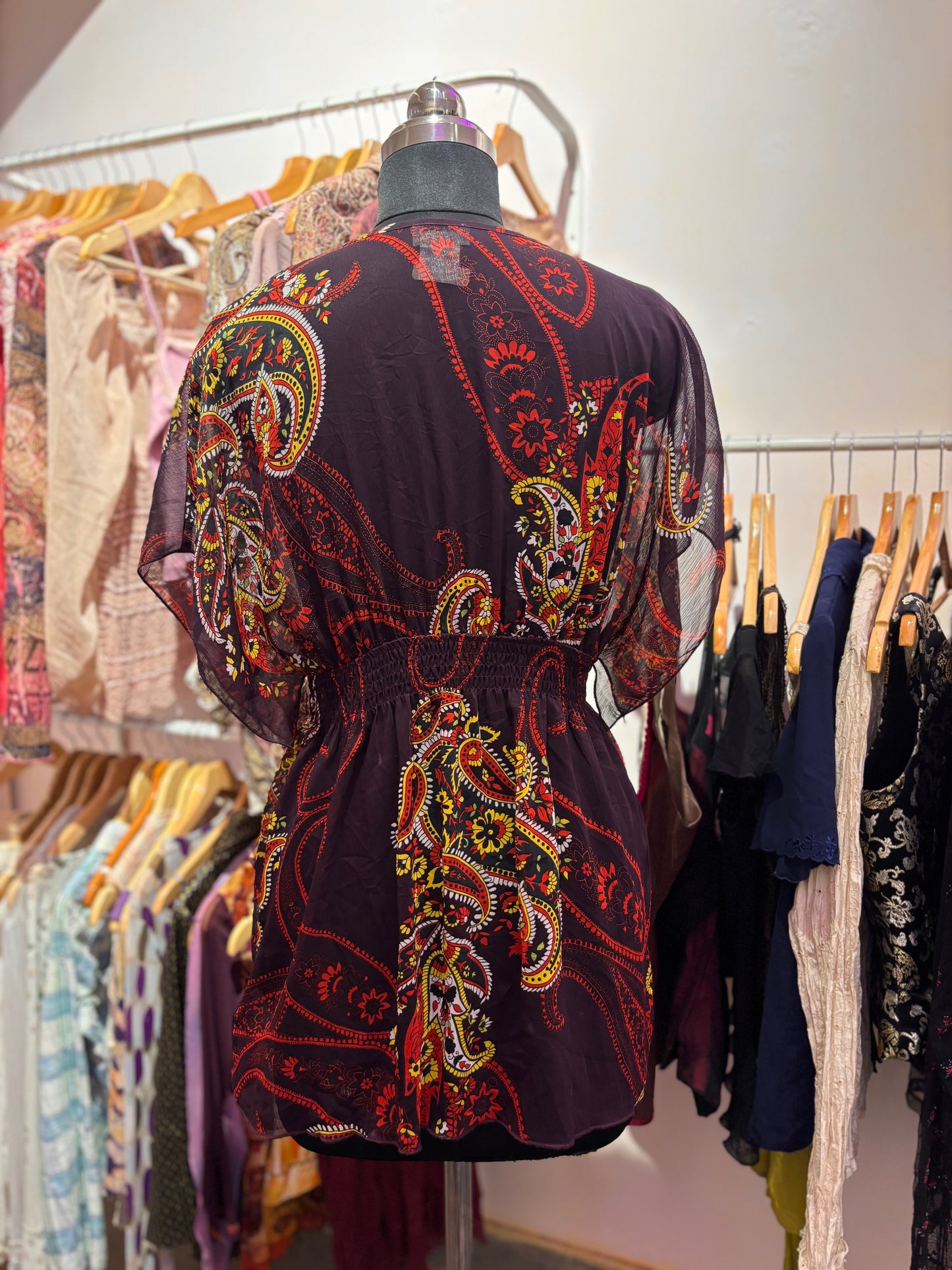 Bloom top with sequins neckine