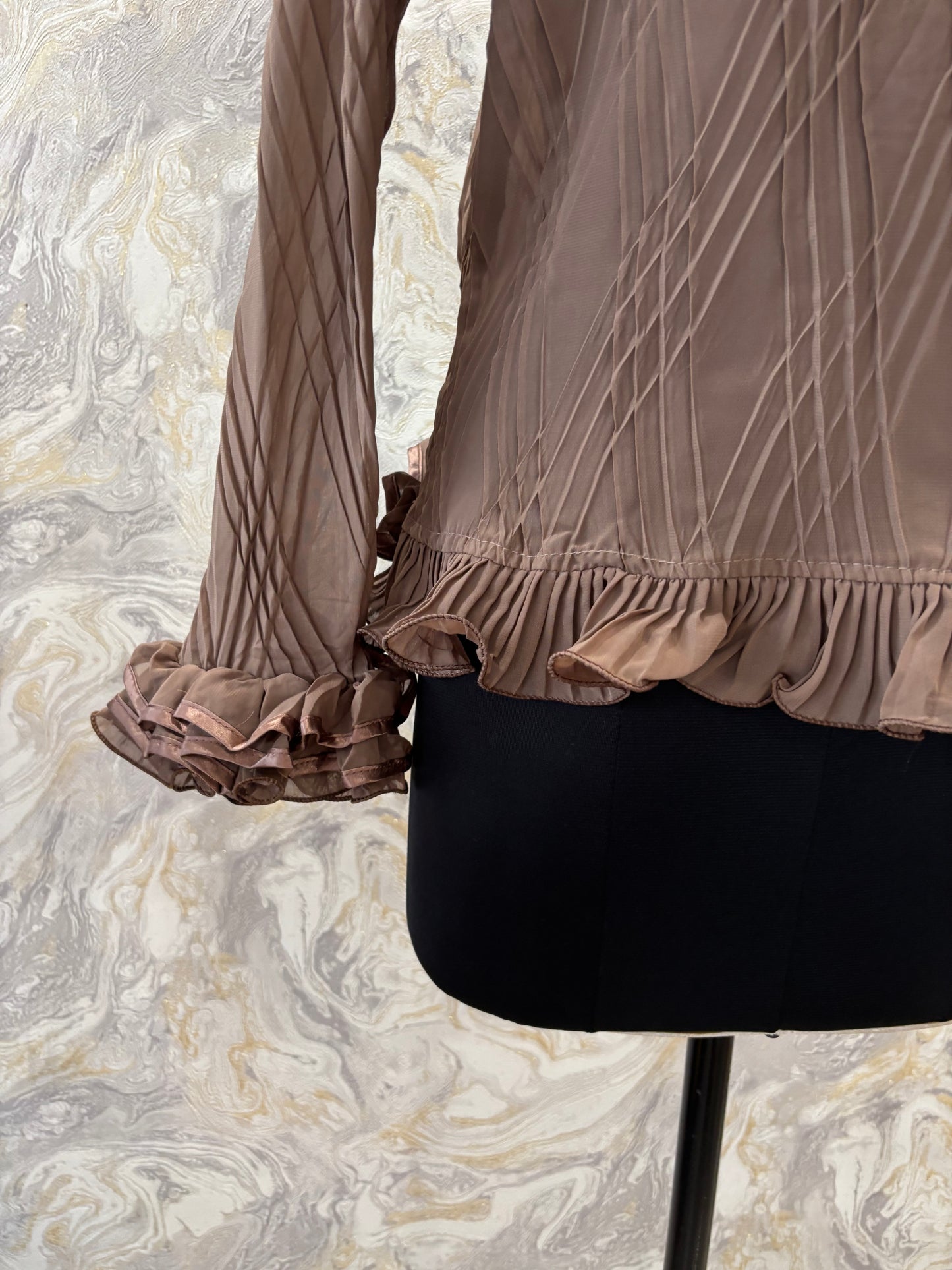 Ruffled neckline pleated top