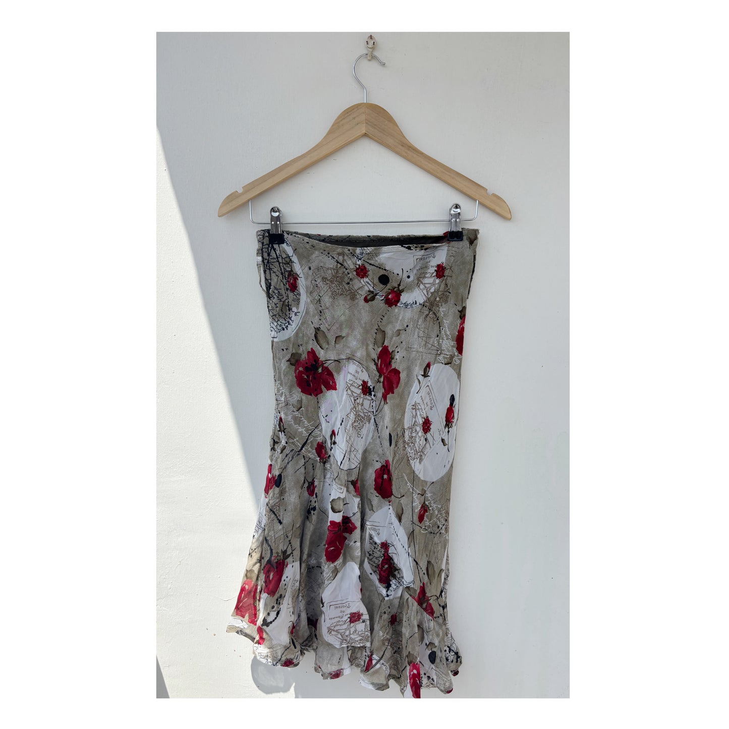 Rose & letters skirt
