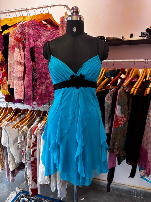 Emerald waist brooch dress