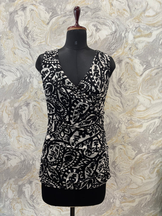 Monochrome paisley top