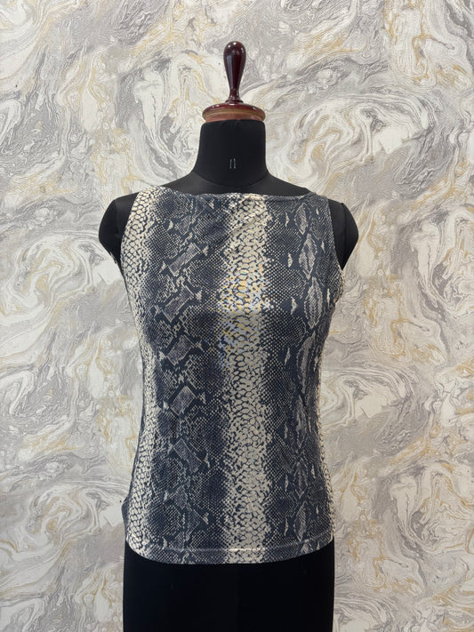 Wilderness top