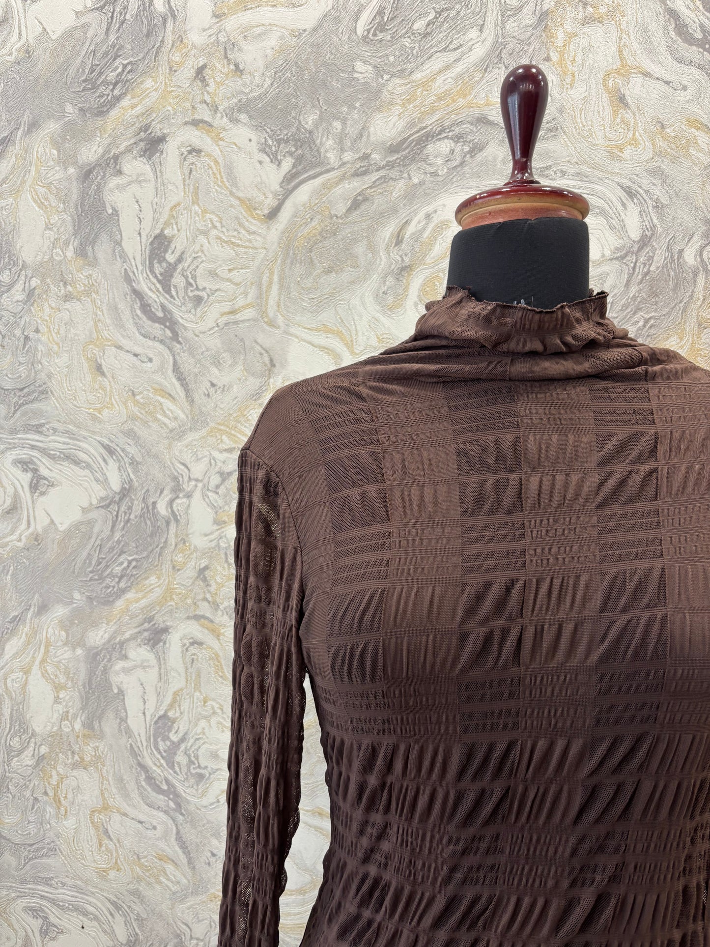 Coffee crinkled top