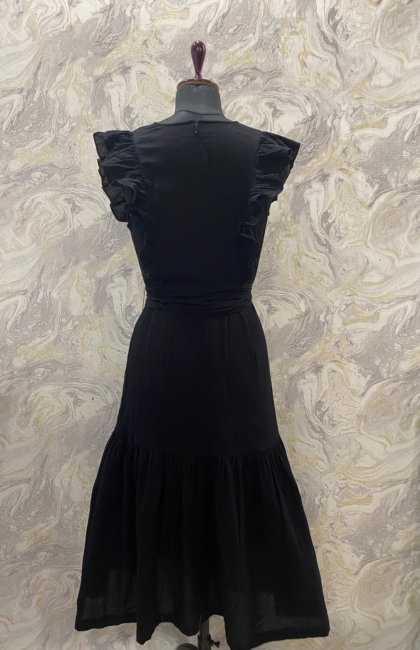 Black solid dress with belt